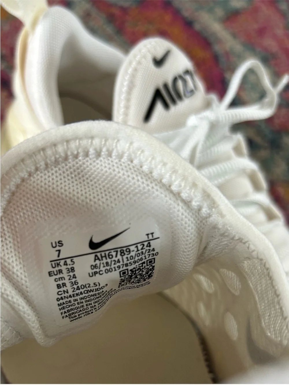 Nike | Women’s Air Max 270 Cream/Black ‘Sail/Coconut’ Sneakers Size 7